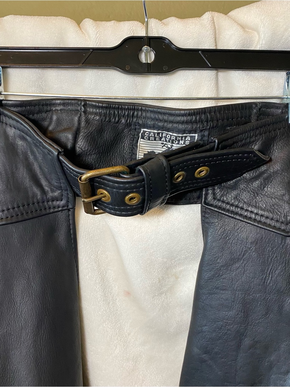 Black Leather High-Waist Chaps Pants with Full-Length Zippers - Picture 2 of 8